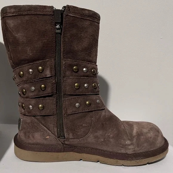 UGG Boots - Picture 7 of 16